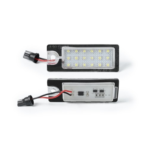 Kit Luce Targa Led No Error compatibile con VOLVO S60, S80, V70, XC70 e XC90