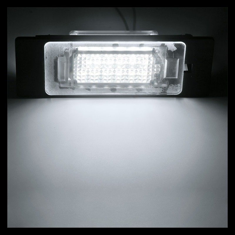 Kit Luce Targa per SKODA SUPERB III (3V3) (03/2015) Coppia Placchette Led NoError V1